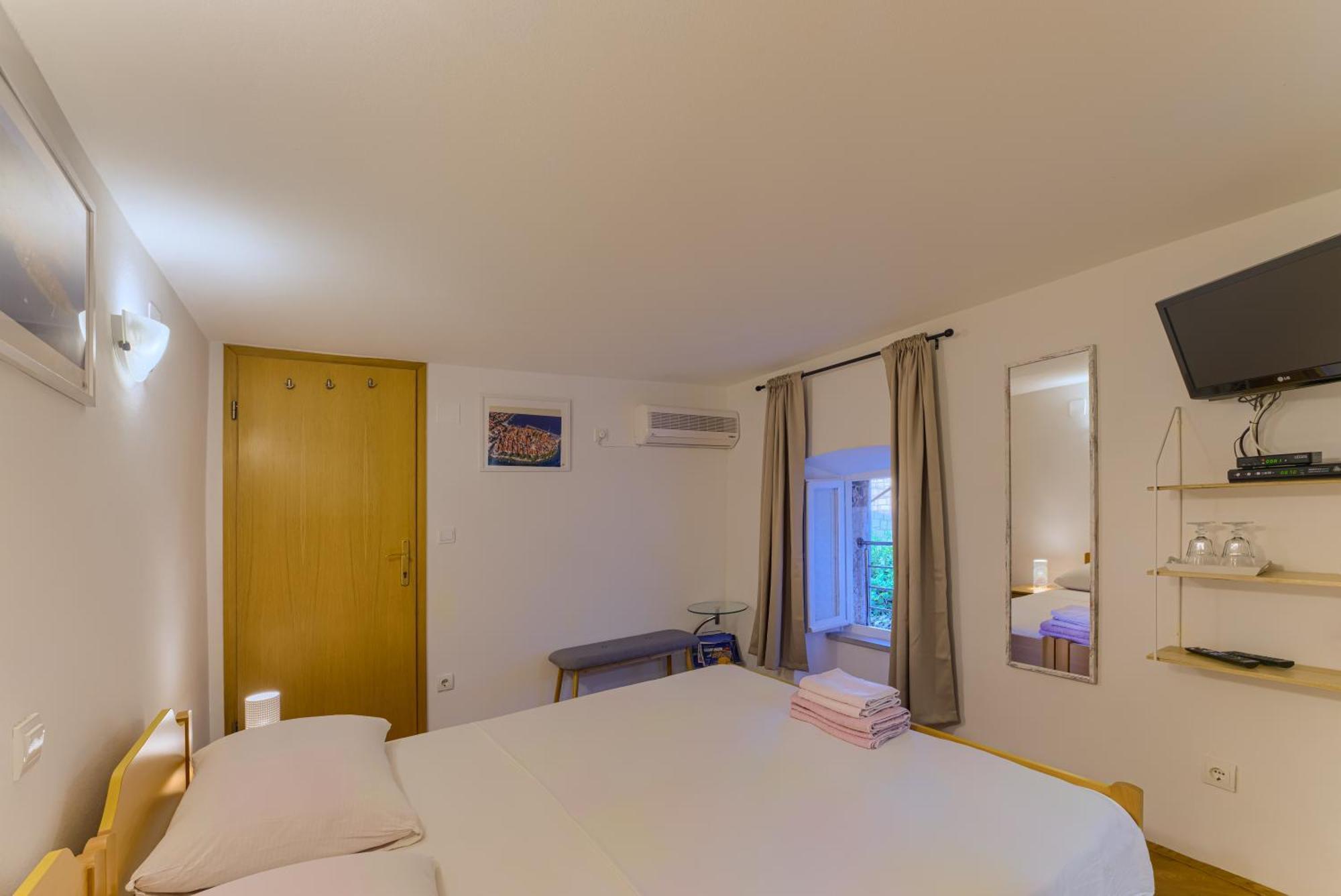 Guest House City Center كورتْشولا الغرفة الصورة