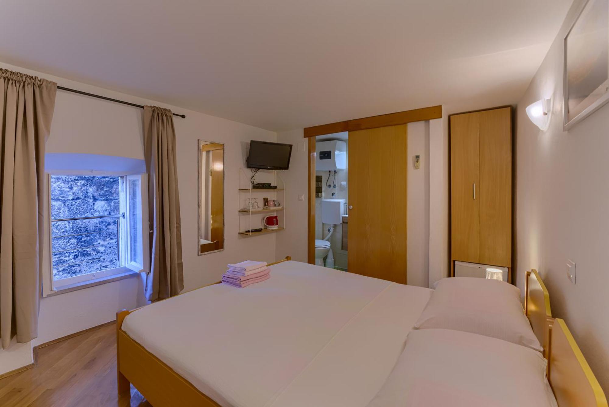 Guest House City Center كورتْشولا الغرفة الصورة